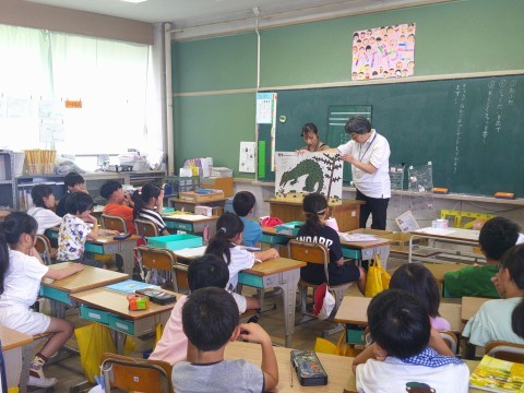 ５組「ふしぎなタネやさん」