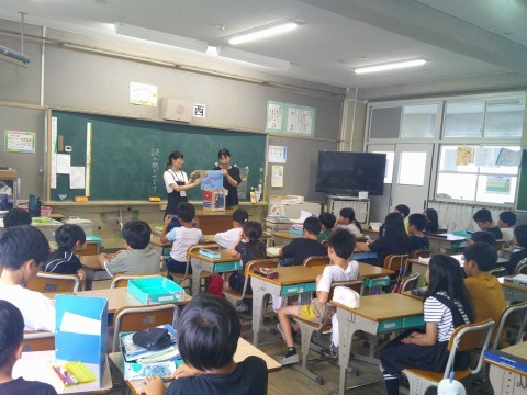 3年4組