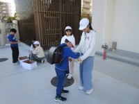 募金活動の様子①