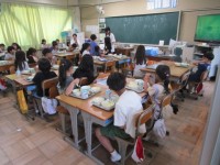 ２年２組は「もうすぐペロリ賞」