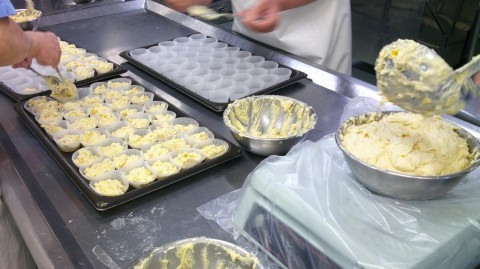 コーンブレッドつくり