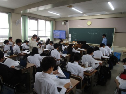 2年5組英語　テスト返却