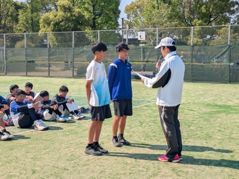 表彰式の様子（第５位賞状授与）
