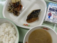 今日の登美中の給食