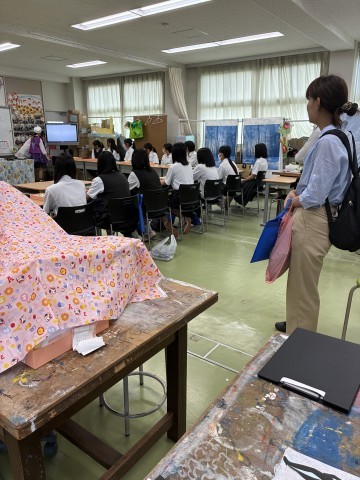 実演を見ています
