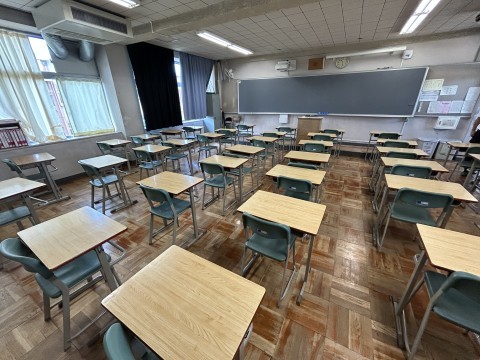 堺東高校：教室